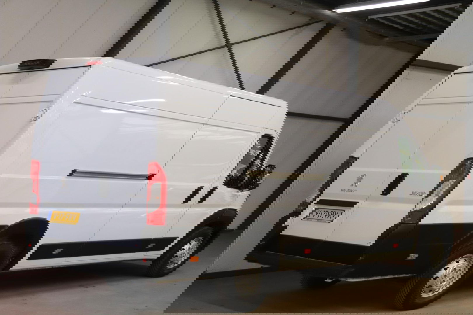 Peugeot Boxer 435 2.2 BlueHDi L4H2 AIRCO ACHTERUITRIJCAMERA