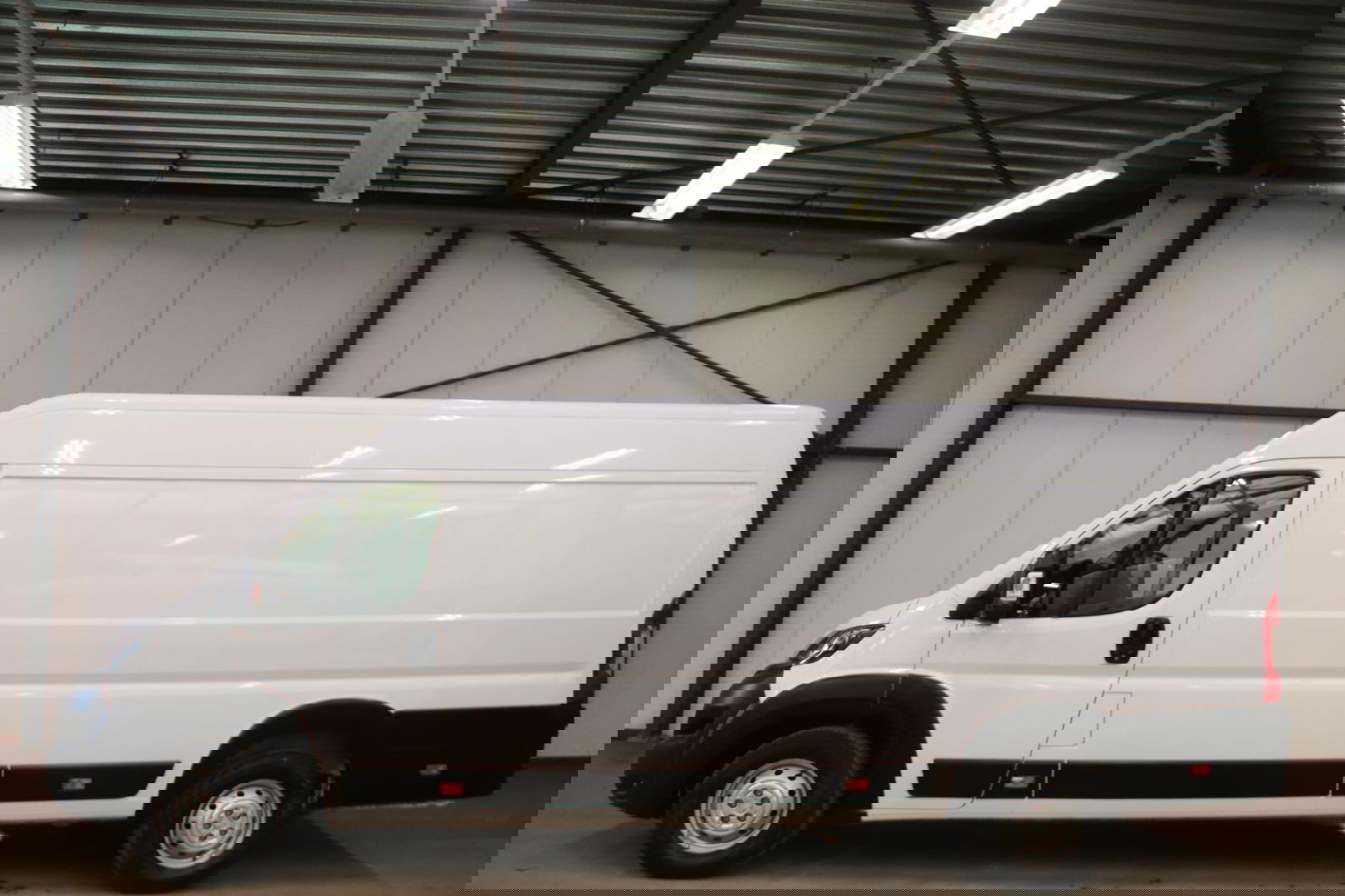Peugeot Boxer 435 2.2 BlueHDi L4H2 AIRCO ACHTERUITRIJCAMERA