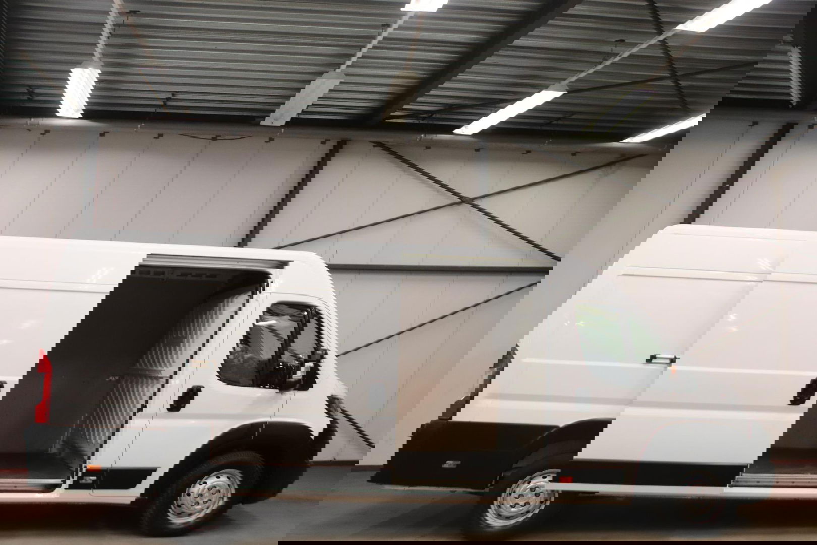 Peugeot Boxer 2.2 BlueHDi L4H2 AIRCO CRUISE CONTOL EURO 6