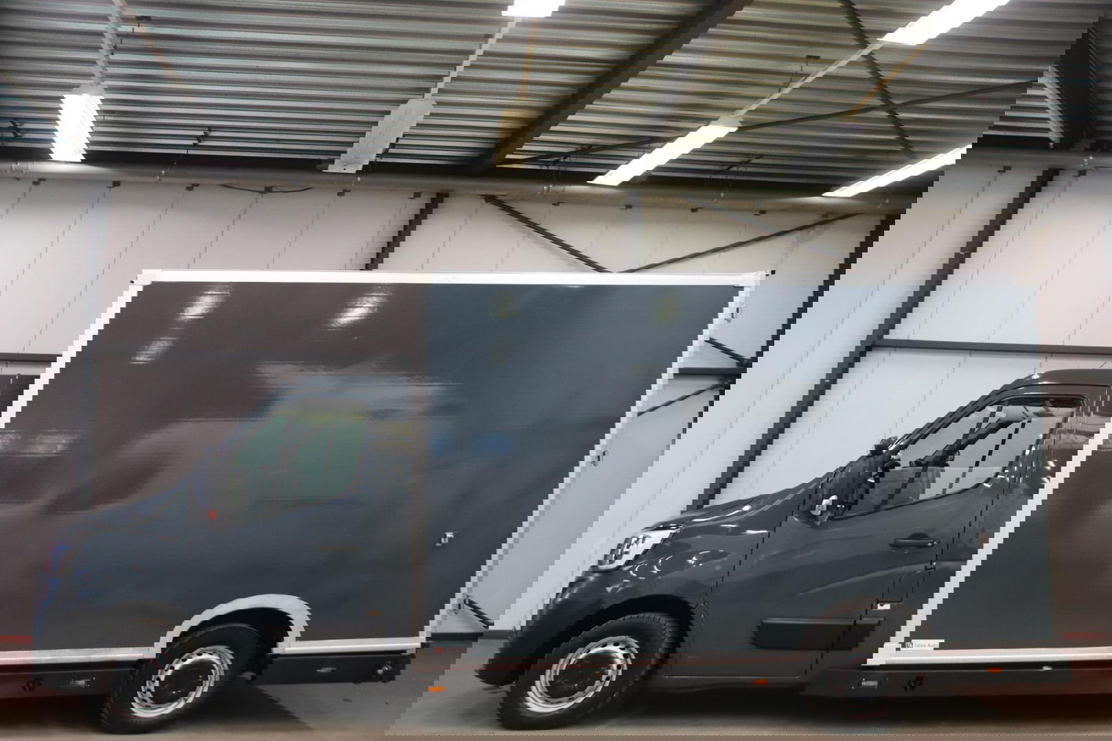 Renault Master 150PK AUTOMAAT LOWLINER VERKOOPWAGEN