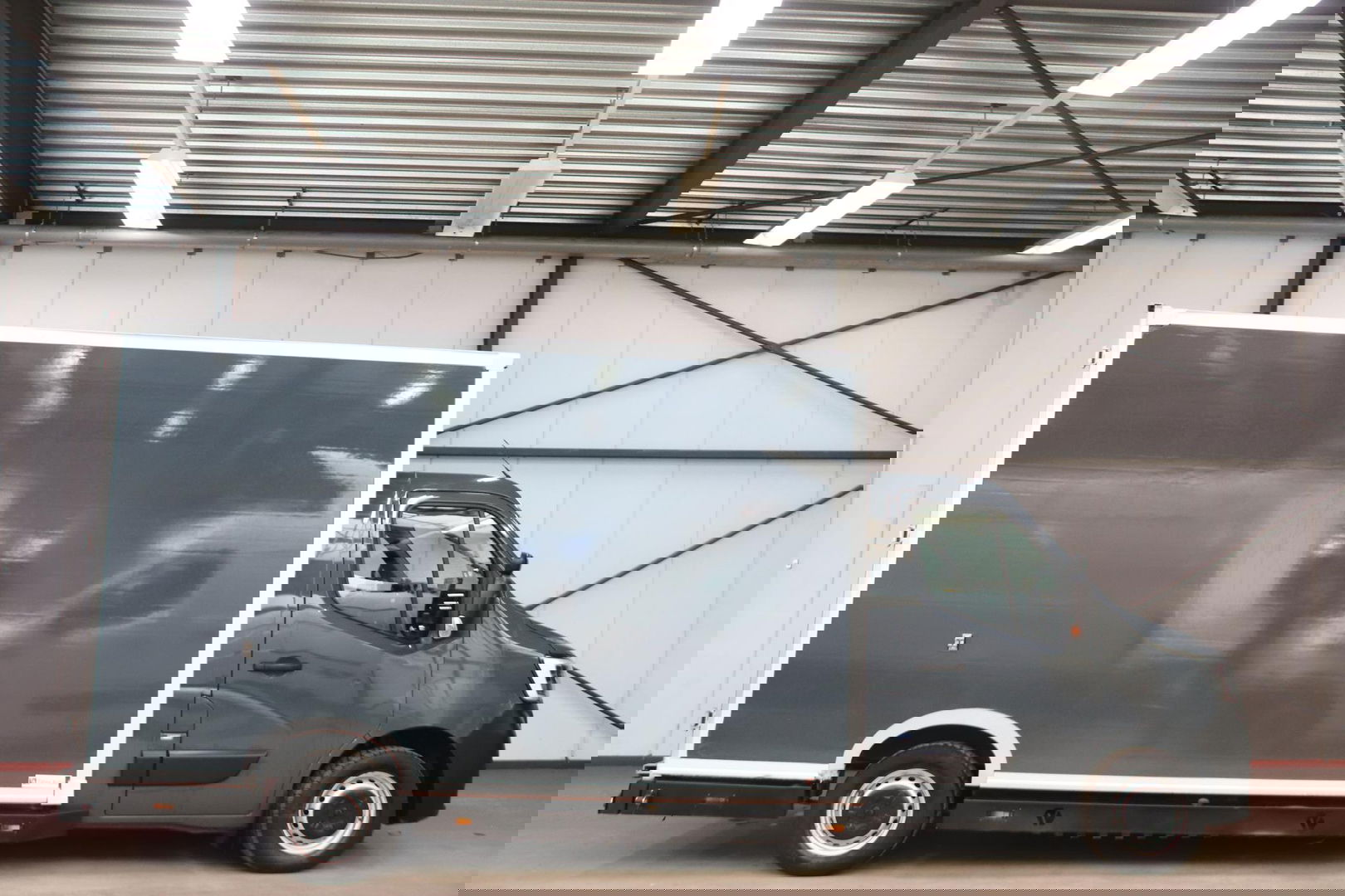 Renault Master 150PK AUTOMAAT LOWLINER VERKOOPWAGEN