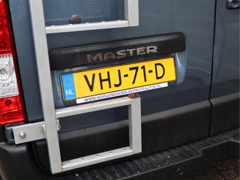Renault Master T35 2.3 dCi 150pk Euro 6 Automaat L2H2 Imperiaal - Navi - Airco