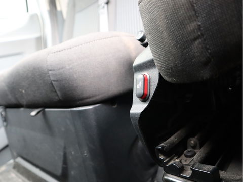 Ford Transit 2.0 TDCI 170pk Euro 6 L3H2 - 2x Schuifdr. - Trekhaak 2,8t KG