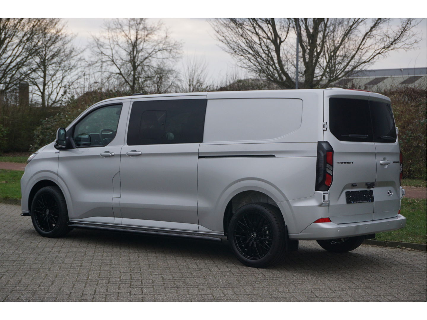 Ford Transit Custom 320L 170PK DC JWR Edition AUT BPM VRIJ!! Leder, ACC, Trekhaak, 360° Cam, 19" LM!! NR. 764