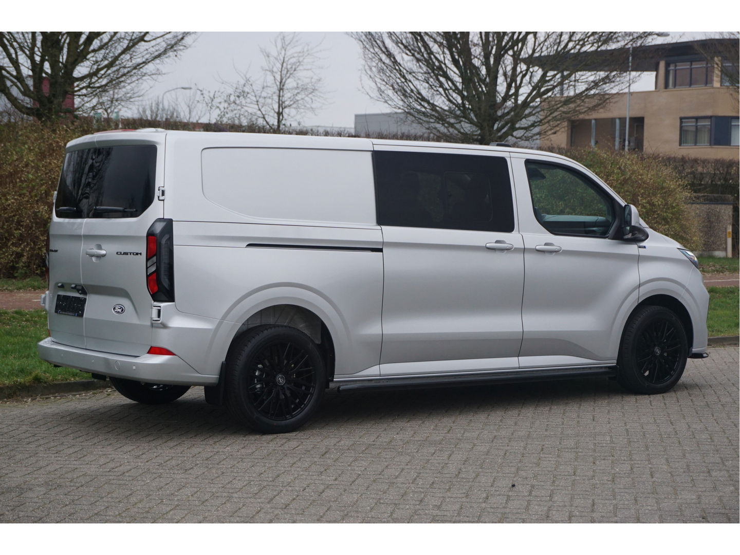 Ford Transit Custom 320L 170PK DC JWR Edition AUT BPM VRIJ!! Leder, ACC, Trekhaak, 360° Cam, 19" LM!! NR. 764