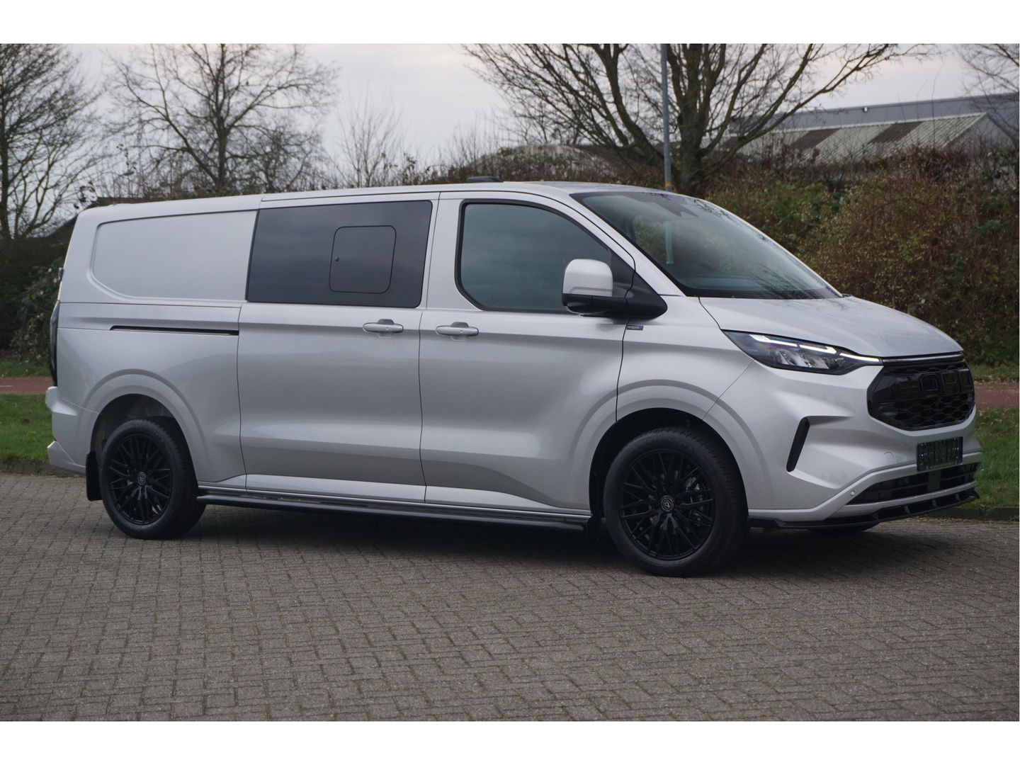 Ford Transit Custom 320L 170PK DC JWR Edition AUT BPM VRIJ!! Leder, ACC, Trekhaak, 360° Cam, 19" LM!! NR. 764