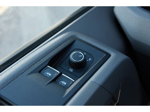 Volkswagen Crafter 2.0 TDI L3H3 Highline PB Edition Adaptieve Cruise, Carplay, 2 x Schuifdeur, Camera, LED, Multimedia,