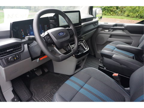 Ford Transit Custom 320L 170PK DC Sport AUT AWD BPM VRIJ!! Navi, ACC, Trekhaak, 360° Cam, 17" LM, 2x Schuifdeur!! NR. 953