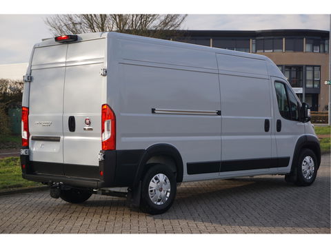 Fiat Ducato Maxi 35 2.2 180PK L3H2 Automaat BPM VRIJ!! Clima, Navi, LED, Cam, ACC, Gev. Stoel, Trekhaak, 270° Deur NR. 982