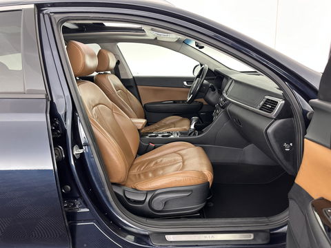 Kia Optima Sportswagon 1.7 CRDi DynamicLine *PANO | FULL-LEATHER | HARMAN/KARDON-AUDIO | NAVI-FULLMAP | CAMERA | KEYLESS | COMFORT-SEATS | MEMORY-PACK | ECC | HEATED-SEATS | LANE-ASSIST | PDC | CRUISE | 17''ALU*