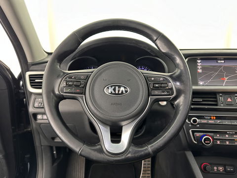 Kia Optima Sportswagon 1.7 CRDi DynamicLine *PANO | FULL-LEATHER | HARMAN/KARDON-AUDIO | NAVI-FULLMAP | CAMERA | KEYLESS | COMFORT-SEATS | MEMORY-PACK | ECC | HEATED-SEATS | LANE-ASSIST | PDC | CRUISE | 17''ALU*