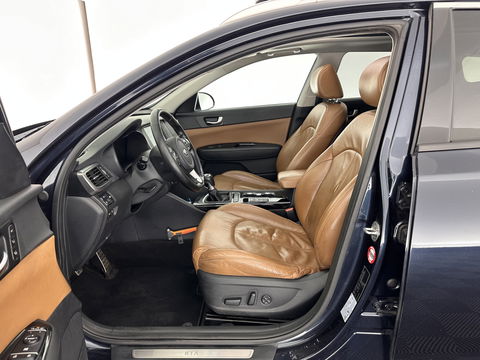 Kia Optima Sportswagon 1.7 CRDi DynamicLine *PANO | FULL-LEATHER | HARMAN/KARDON-AUDIO | NAVI-FULLMAP | CAMERA | KEYLESS | COMFORT-SEATS | MEMORY-PACK | ECC | HEATED-SEATS | LANE-ASSIST | PDC | CRUISE | 17''ALU*