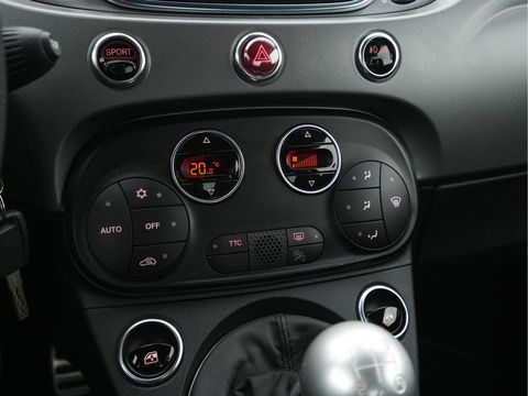 Abarth 500 1.4 T-Jet Abarth 595 Turismo 70th Anniversary *NAPPA-FULL-LEATHER | SPORT-SEATS | NAVI-FULLMAP | CARPLAY | SPORT-EXHAUST | DAB+ | ECC | PDC | CRUISE | 17"ALU*