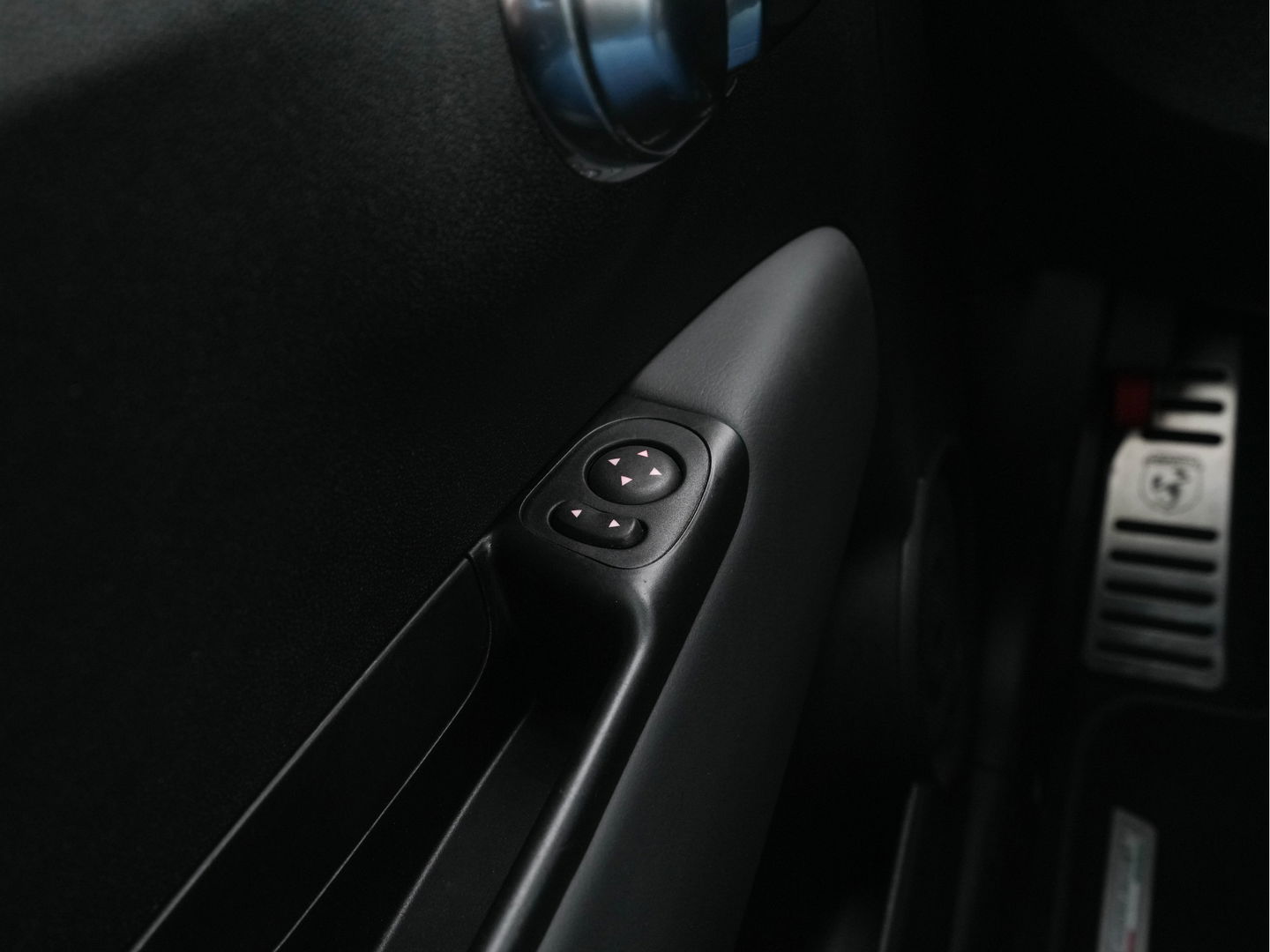 Abarth 500 1.4 T-Jet Abarth 595 Turismo 70th Anniversary *NAPPA-FULL-LEATHER | SPORT-SEATS | NAVI-FULLMAP | CARPLAY | SPORT-EXHAUST | DAB+ | ECC | PDC | CRUISE | 17"ALU*