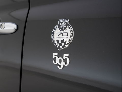 Abarth 500 1.4 T-Jet Abarth 595 Turismo 70th Anniversary *NAPPA-FULL-LEATHER | SPORT-SEATS | NAVI-FULLMAP | CARPLAY | SPORT-EXHAUST | DAB+ | ECC | PDC | CRUISE | 17"ALU*