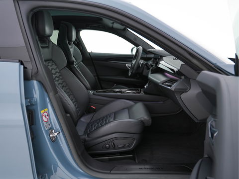 Audi e-tron GT 93 kWh AWD [ 3-Fase ] *PANO | FULL-LEATHER | BANG/OLUFSEN-AUDIO | HEAD-UP | ADAPT.CRUISE | BLINDSPOT |  MATRIX-LED | AIR-SUSPENSION | SPORT-SEATS | SURROUND-VIEW | KEYLESS | DIGI-COCKPIT | NAVI-FULLMAP | 21"ALU |