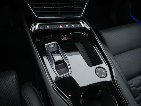 Audi e-tron GT 93 kWh AWD [ 3-Fase ] *PANO | FULL-LEATHER | BANG/OLUFSEN-AUDIO | HEAD-UP | ADAPT.CRUISE | BLINDSPOT |  MATRIX-LED | AIR-SUSPENSION | SPORT-SEATS | SURROUND-VIEW | KEYLESS | DIGI-COCKPIT | NAVI-FULLMAP | 21"ALU |