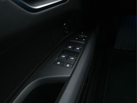 Audi e-tron GT 93 kWh AWD [ 3-Fase ] *PANO | FULL-LEATHER | BANG/OLUFSEN-AUDIO | HEAD-UP | ADAPT.CRUISE | BLINDSPOT |  MATRIX-LED | AIR-SUSPENSION | SPORT-SEATS | SURROUND-VIEW | KEYLESS | DIGI-COCKPIT | NAVI-FULLMAP | 21"ALU |