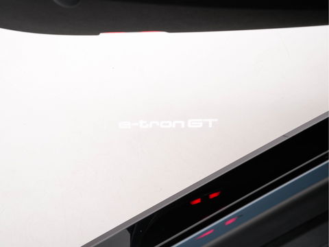 Audi e-tron GT 93 kWh AWD [ 3-Fase ] *PANO | FULL-LEATHER | BANG/OLUFSEN-AUDIO | HEAD-UP | ADAPT.CRUISE | BLINDSPOT |  MATRIX-LED | AIR-SUSPENSION | SPORT-SEATS | SURROUND-VIEW | KEYLESS | DIGI-COCKPIT | NAVI-FULLMAP | 21"ALU |