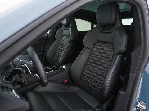 Audi e-tron GT 93 kWh AWD [ 3-Fase ] *PANO | FULL-LEATHER | BANG/OLUFSEN-AUDIO | HEAD-UP | ADAPT.CRUISE | BLINDSPOT |  MATRIX-LED | AIR-SUSPENSION | SPORT-SEATS | SURROUND-VIEW | KEYLESS | DIGI-COCKPIT | NAVI-FULLMAP | 21"ALU |