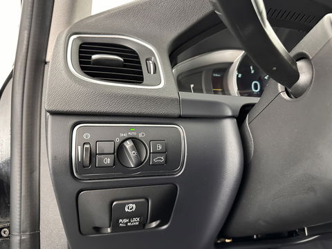 Volvo V60 2.4 D6 AWD Plug-In Hybrid Summum Aut. *FULL-LEATHER | BI-XENON | MEMORY-PACK | COMFORT-SEATS | ECC | HEATED-SEATS | PDC | TOWBAR | 17''ALU*