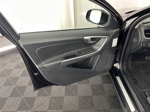 Volvo V60 2.4 D6 AWD Plug-In Hybrid Summum Aut. *FULL-LEATHER | BI-XENON | MEMORY-PACK | COMFORT-SEATS | ECC | HEATED-SEATS | PDC | TOWBAR | 17''ALU*
