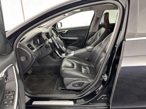 Volvo V60 2.4 D6 AWD Plug-In Hybrid Summum Aut. *FULL-LEATHER | BI-XENON | MEMORY-PACK | COMFORT-SEATS | ECC | HEATED-SEATS | PDC | TOWBAR | 17''ALU*