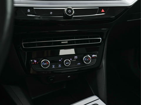 Opel Mokka-e Elegance 50-kWh 11kw Blue Ultimate [ 3-Fase ] (INCL-BTW) *FULL-LED | MICROFIBRE | HEATED-SEATS | DAB+ | KEYLESS | DIGI-COCKPIT | CARPLAY | AMBIENT-LIGHT | CAMERA | LANE-ASSIST | SPORT-SEATS | 17"ALU*