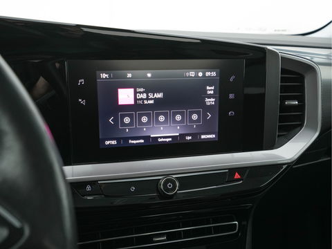 Opel Mokka-e Elegance 50-kWh 11kw Blue Ultimate [ 3-Fase ] (INCL-BTW) *FULL-LED | MICROFIBRE | HEATED-SEATS | DAB+ | KEYLESS | DIGI-COCKPIT | CARPLAY | AMBIENT-LIGHT | CAMERA | LANE-ASSIST | SPORT-SEATS | 17"ALU*