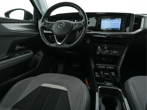 Opel Mokka-e Elegance 50-kWh 11kw Blue Ultimate [ 3-Fase ] (INCL-BTW) *FULL-LED | MICROFIBRE | HEATED-SEATS | DAB+ | KEYLESS | DIGI-COCKPIT | CARPLAY | AMBIENT-LIGHT | CAMERA | LANE-ASSIST | SPORT-SEATS | 17"ALU*