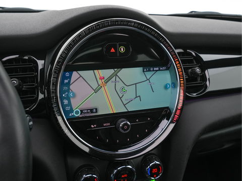 MINI Mini Electric Business Edition 33 kWh [ 3-Fase ] (INCL-BTW) Aut. *PANO | FULL-LEATHER | FULL-LED | HARMAN/KARDON-SOUND | KEYLESS | CAMERA | SPORT-SEATS | NAVI-FULLMAP  | ECC | HEATED-SEATS | AMBIENT-LIGHT | DAB | DIGI-COCKPIT | PDC | 17"ALU