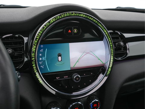 MINI Mini Electric Business Edition 33 kWh [ 3-Fase ] (INCL-BTW) Aut. *PANO | FULL-LEATHER | FULL-LED | HARMAN/KARDON-SOUND | KEYLESS | CAMERA | SPORT-SEATS | NAVI-FULLMAP  | ECC | HEATED-SEATS | AMBIENT-LIGHT | DAB | DIGI-COCKPIT | PDC | 17"ALU