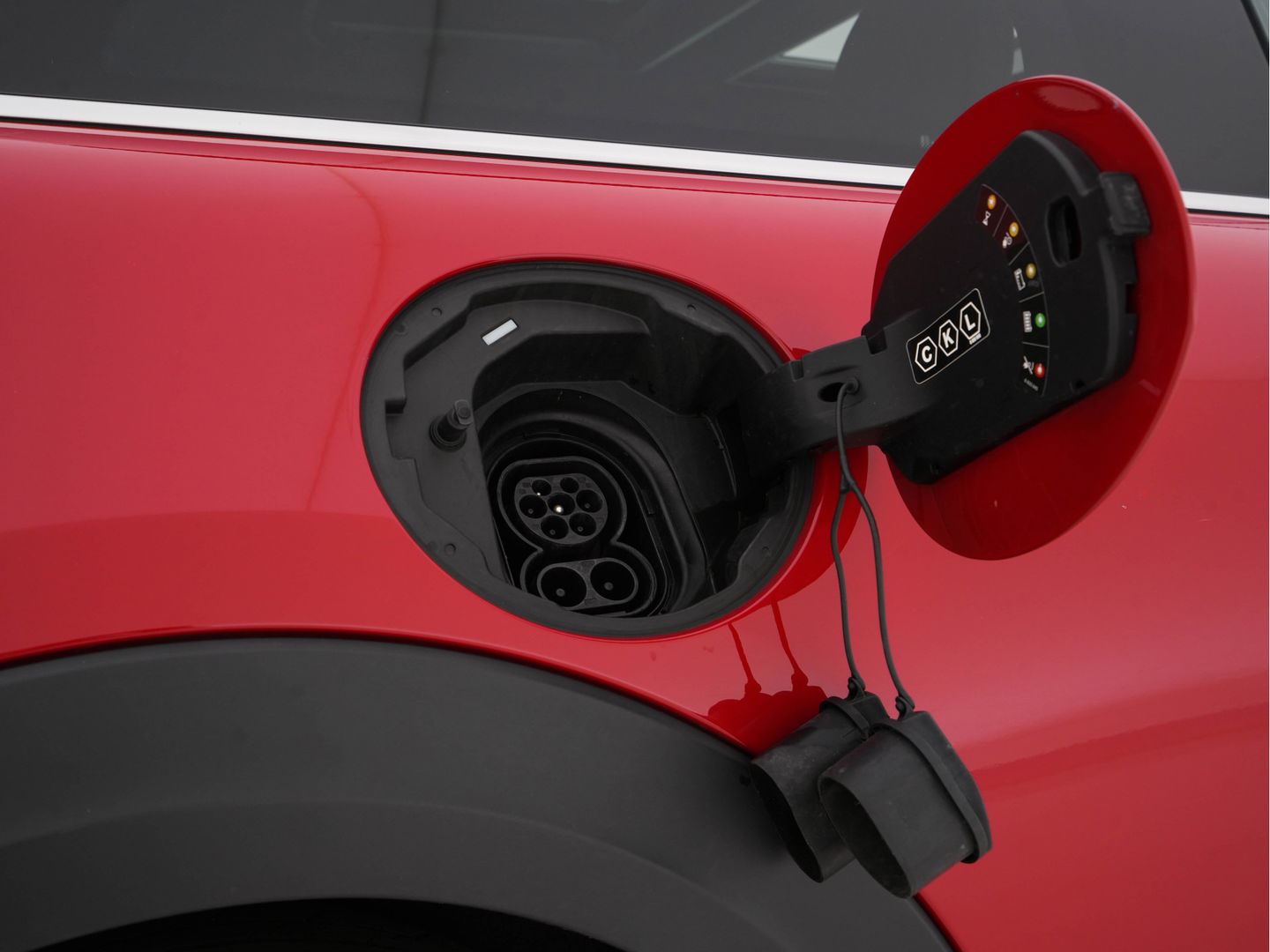 MINI Mini Electric Business Edition 33 kWh [ 3-Fase ] (INCL-BTW) Aut. *PANO | FULL-LEATHER | FULL-LED | HARMAN/KARDON-SOUND | KEYLESS | CAMERA | SPORT-SEATS | NAVI-FULLMAP  | ECC | HEATED-SEATS | AMBIENT-LIGHT | DAB | DIGI-COCKPIT | PDC | 17"ALU