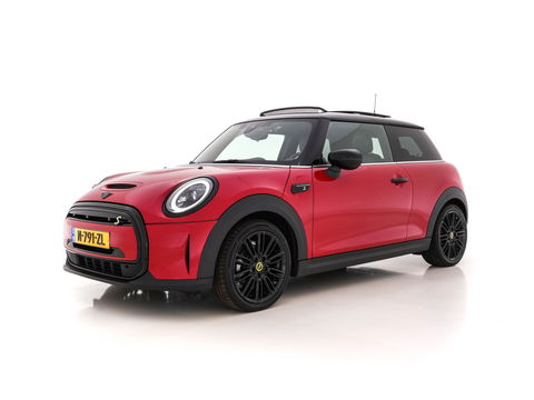MINI Mini Electric Business Edition 33 kWh [ 3-Fase ] (INCL-BTW) Aut. *PANO | FULL-LEATHER | FULL-LED | HARMAN/KARDON-SOUND | KEYLESS | CAMERA | SPORT-SEATS | NAVI-FULLMAP  | ECC | HEATED-SEATS | AMBIENT-LIGHT | DAB | DIGI-COCKPIT | PDC | 17"ALU