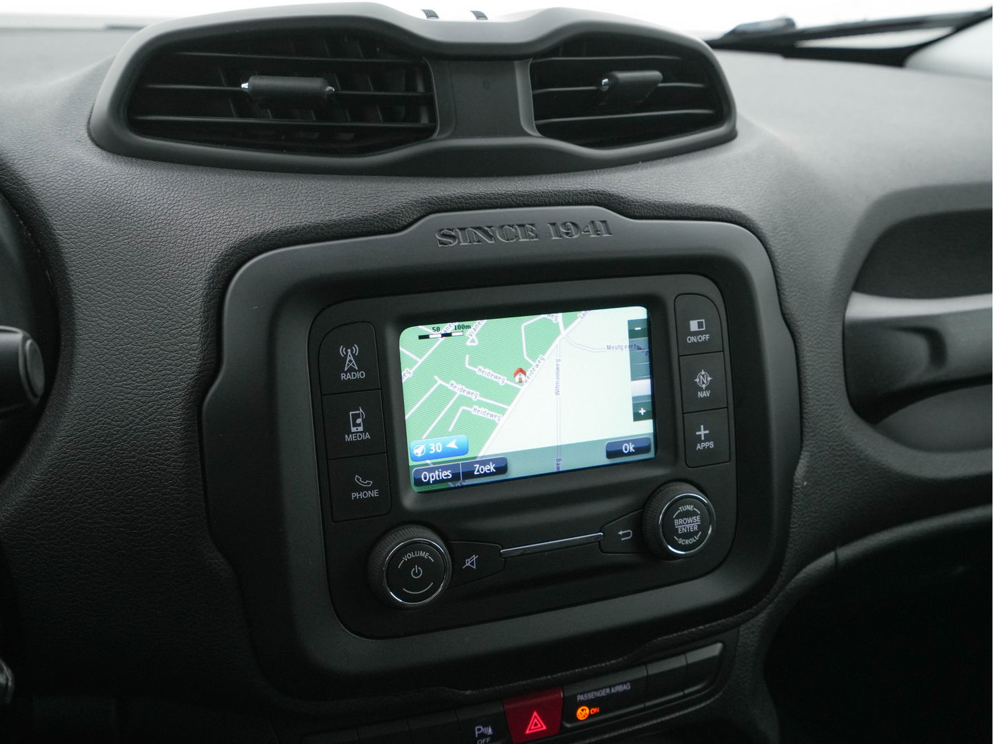 Jeep Renegade 1.4 MultiAir Longitude Night-Eagle [ VAN ] *NAVI-FULLMAP | AIRCO | CRUISE | KEYLESS | MICROFIBRE-COMFORT-SEATS | TOWBAR | 18''ALU*