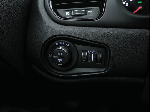 Jeep Renegade 1.4 MultiAir Longitude Night-Eagle [ VAN ] *NAVI-FULLMAP | AIRCO | CRUISE | KEYLESS | MICROFIBRE-COMFORT-SEATS | TOWBAR | 18''ALU*