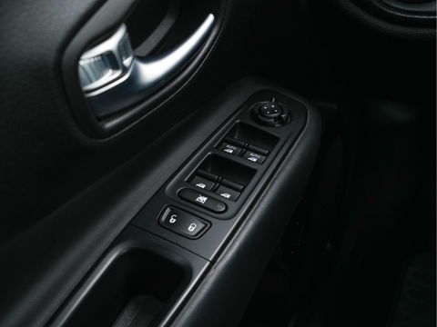 Jeep Renegade 1.4 MultiAir Longitude Night-Eagle [ VAN ] *NAVI-FULLMAP | AIRCO | CRUISE | KEYLESS | MICROFIBRE-COMFORT-SEATS | TOWBAR | 18''ALU*