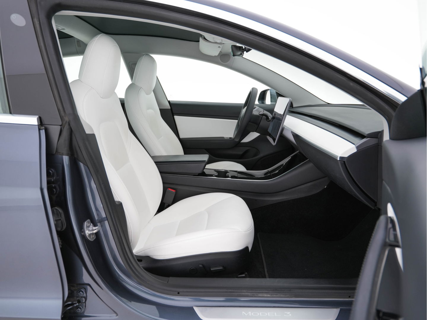 Tesla Model 3 Performance AWD 75 kWh [ 3-Fase ] (INCL-BTW) Aut. *PANO | AUTO-PILOT | NAPPA-LEATHER | KEYLESS | FULL-LED | MEMORY-PACK | SURROUND-VIEW | DAB | CARPLAY | DIGI-COCKPIT | LANE-ASSIST | COMFORT-SEATS | 20"ALU*