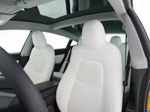 Tesla Model 3 Performance AWD 75 kWh [ 3-Fase ] (INCL-BTW) Aut. *PANO | AUTO-PILOT | NAPPA-LEATHER | KEYLESS | FULL-LED | MEMORY-PACK | SURROUND-VIEW | DAB | CARPLAY | DIGI-COCKPIT | LANE-ASSIST | COMFORT-SEATS | 20"ALU*