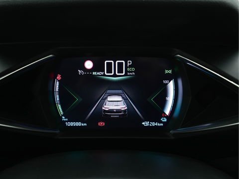 DS DS 3 Crossback E-Tense So Chic Performance-Pack 50 kWh [ 3-Fase ] (INCL-BTW) *LEATHER-MICROFIBRE | DIGI-COCKPIT | SPORT-SEATS | CARPLAY | DAB+ | ECC | LANE-ASSIST | PDC | CCS-FASTLOADER | CRUISE | 17"ALU**