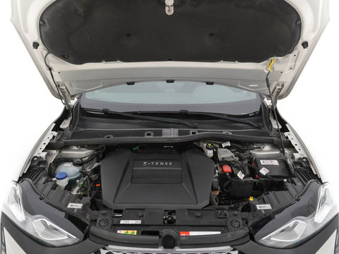 DS DS 3 Crossback E-Tense So Chic Performance-Pack 50 kWh [ 3-Fase ] (INCL-BTW) *LEATHER-MICROFIBRE | DIGI-COCKPIT | SPORT-SEATS | CARPLAY | DAB+ | ECC | LANE-ASSIST | PDC | CCS-FASTLOADER | CRUISE | 17"ALU**