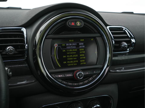 MINI Clubman 2.0 Cooper D Salt Business Aut. *PANO | CROSS-FULL-LEATHER | SPORT-SEATS | NAVI-FULLMAP | ECC | AMBIENT-LIGHT | PDC | CRUISE | TOWBAR | 18''ALU*