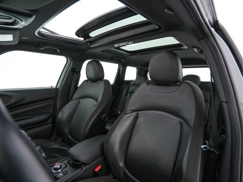 MINI Clubman 2.0 Cooper D Salt Business Aut. *PANO | CROSS-FULL-LEATHER | SPORT-SEATS | NAVI-FULLMAP | ECC | AMBIENT-LIGHT | PDC | CRUISE | TOWBAR | 18''ALU*