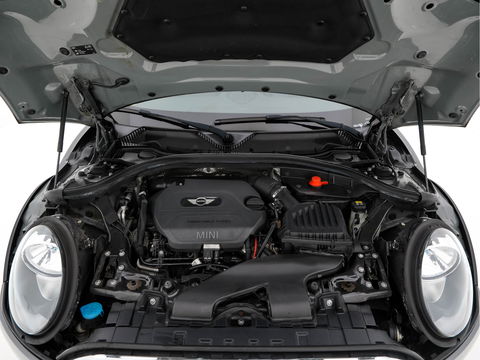 MINI Clubman 2.0 Cooper D Salt Business Aut. *PANO | CROSS-FULL-LEATHER | SPORT-SEATS | NAVI-FULLMAP | ECC | AMBIENT-LIGHT | PDC | CRUISE | TOWBAR | 18''ALU*
