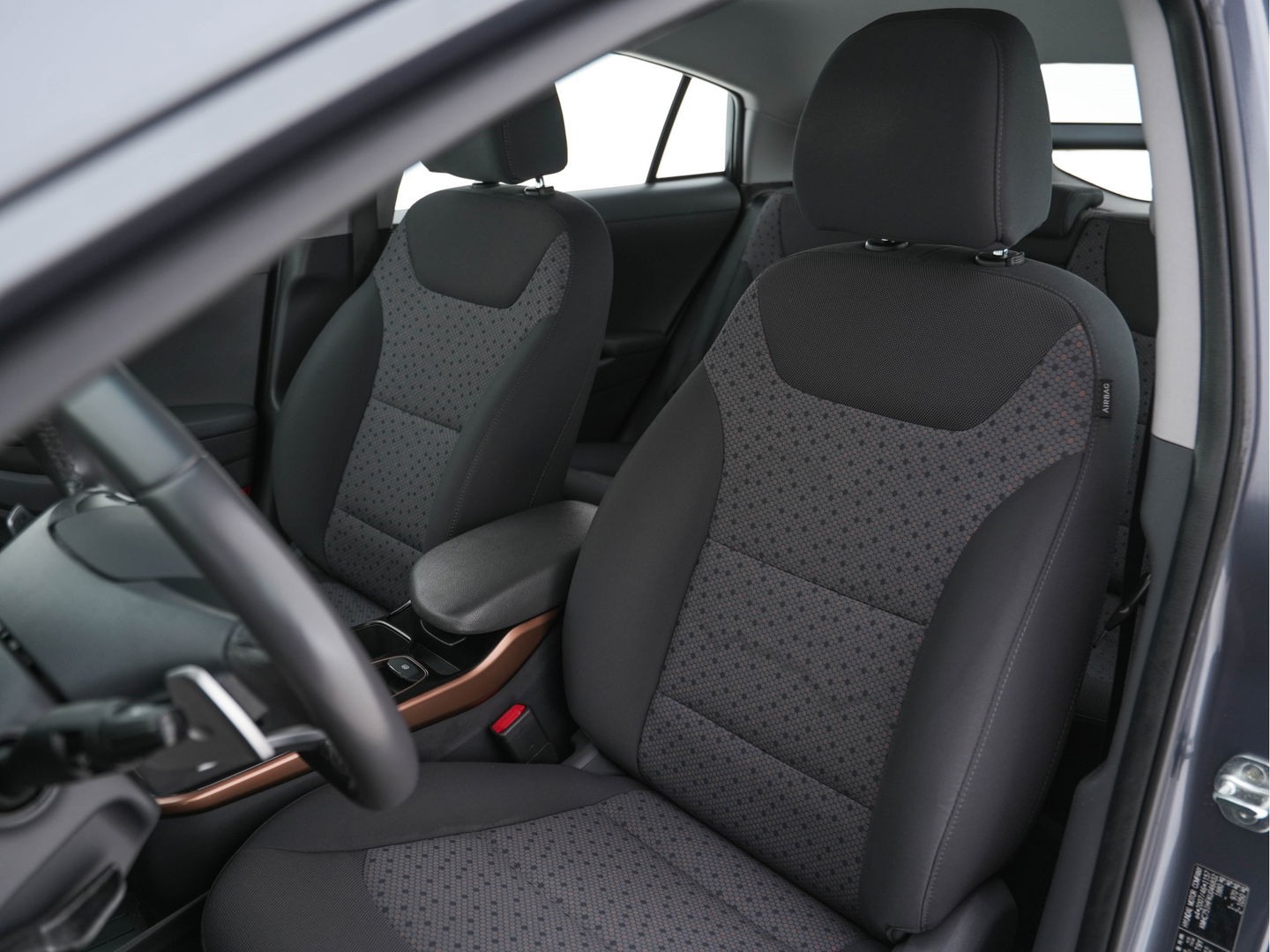 Hyundai IONIQ Comfort EV Aut. *INFINITY-AUDIO | NAVI-FULLMAP | CAMERA | CCS-FASTLOADER | LANE-ASSIST | ADAPTIVE-CRUISE | KEYLESS | SHIFT-PADDLES | VESS | APP.CONNECT |  DAB+ | COMFORT-SEATS | 16"ALU*