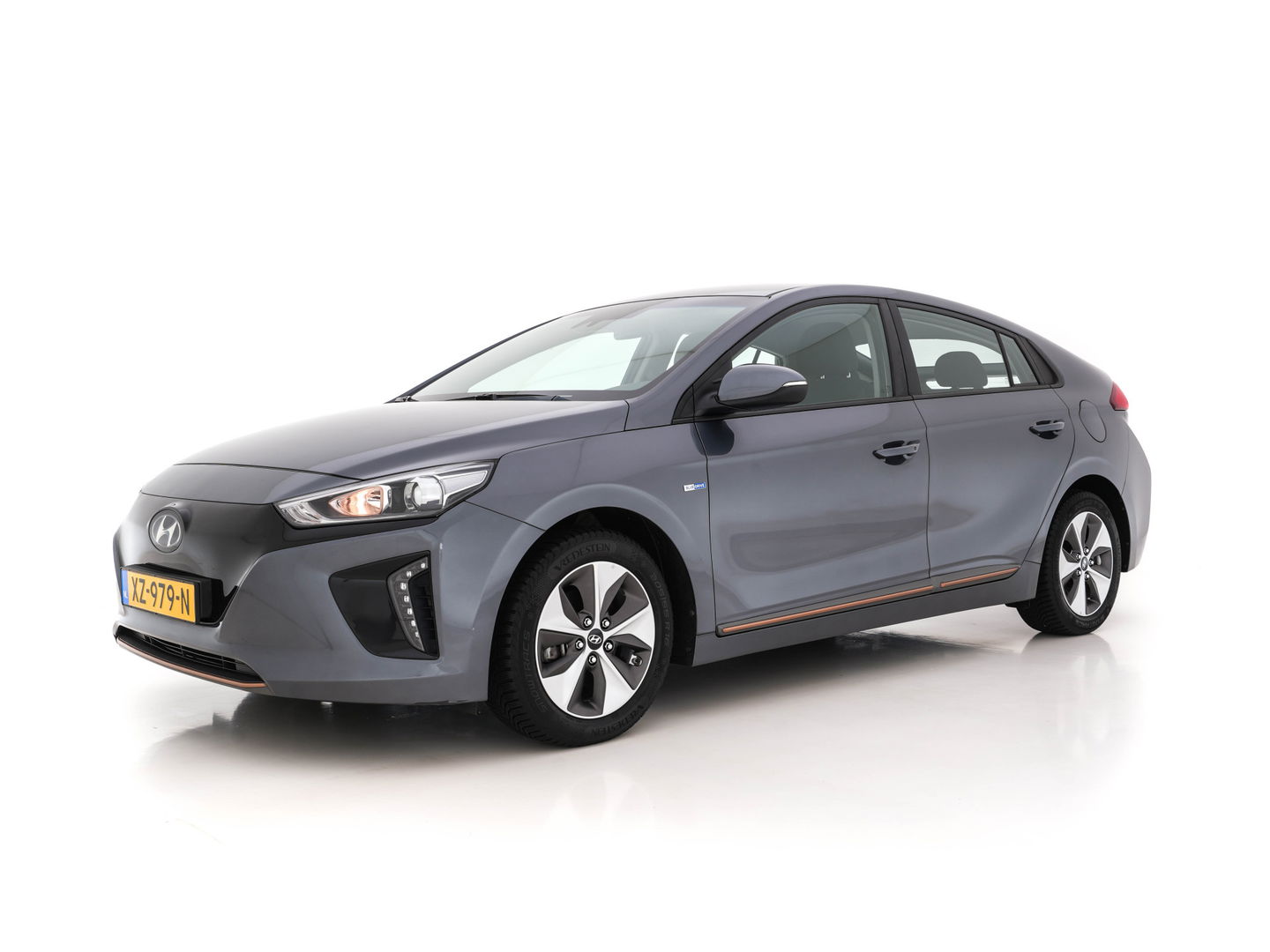 Hyundai IONIQ Comfort EV Aut. *INFINITY-AUDIO | NAVI-FULLMAP | CAMERA | CCS-FASTLOADER | LANE-ASSIST | ADAPTIVE-CRUISE | KEYLESS | SHIFT-PADDLES | VESS | APP.CONNECT |  DAB+ | COMFORT-SEATS | 16"ALU*