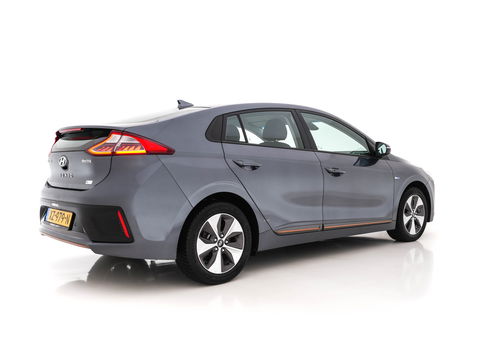 Hyundai IONIQ Comfort EV Aut. *INFINITY-AUDIO | NAVI-FULLMAP | CAMERA | CCS-FASTLOADER | LANE-ASSIST | ADAPTIVE-CRUISE | KEYLESS | SHIFT-PADDLES | VESS | APP.CONNECT |  DAB+ | COMFORT-SEATS | 16"ALU*