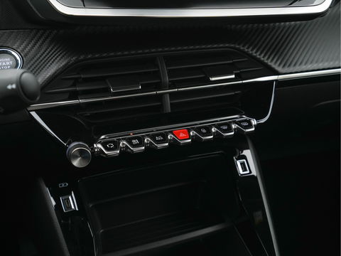 Peugeot e-2008 EV Active Pack 50 kWh [ 3-Fase ] (INCL-BTW) *FULL-LED | CARPLAY | MICROFIBRE-COMFORT-SEATS | CCS-FASTLOADER | KEYLESS | ECC | PDC | CRUISE | DIGI-COCKPIT | LANE-ASSIST | DAB*