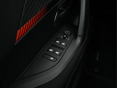 Peugeot e-2008 EV Active Pack 50 kWh [ 3-Fase ] (INCL-BTW) *FULL-LED | CARPLAY | MICROFIBRE-COMFORT-SEATS | CCS-FASTLOADER | KEYLESS | ECC | PDC | CRUISE | DIGI-COCKPIT | LANE-ASSIST | DAB*