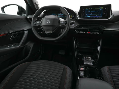 Peugeot e-2008 EV Active Pack 50 kWh [ 3-Fase ] (INCL-BTW) *FULL-LED | CARPLAY | MICROFIBRE-COMFORT-SEATS | CCS-FASTLOADER | KEYLESS | ECC | PDC | CRUISE | DIGI-COCKPIT | LANE-ASSIST | DAB*